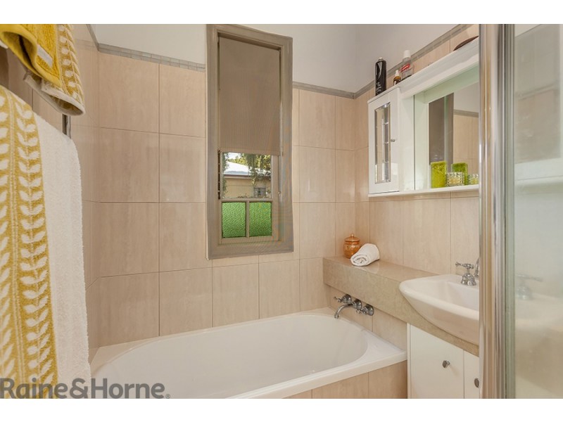 234 Geddes Street, Centenary Heights QLD 4350