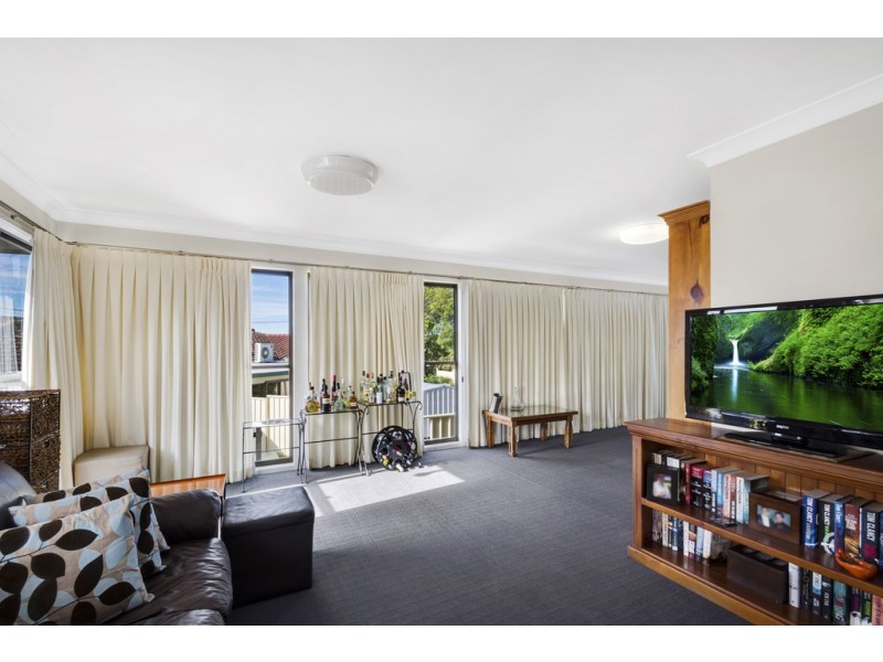 9 Homestead Avenue, Harristown QLD 4350