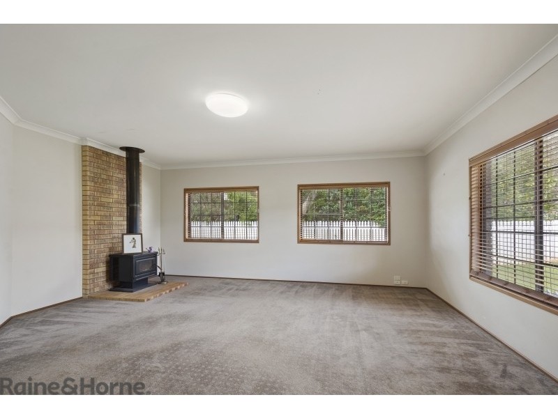 5 Hoad Court, Rangeville QLD 4350