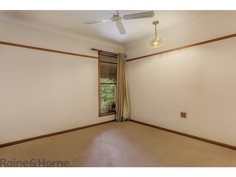 1 Mannuem Court, Rangeville QLD 4350