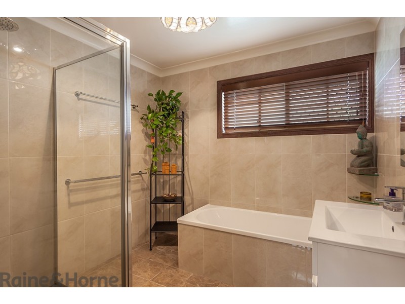 1 Mannuem Court, Rangeville QLD 4350