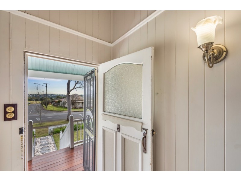 294 Hume Street, Centenary Heights QLD 4350