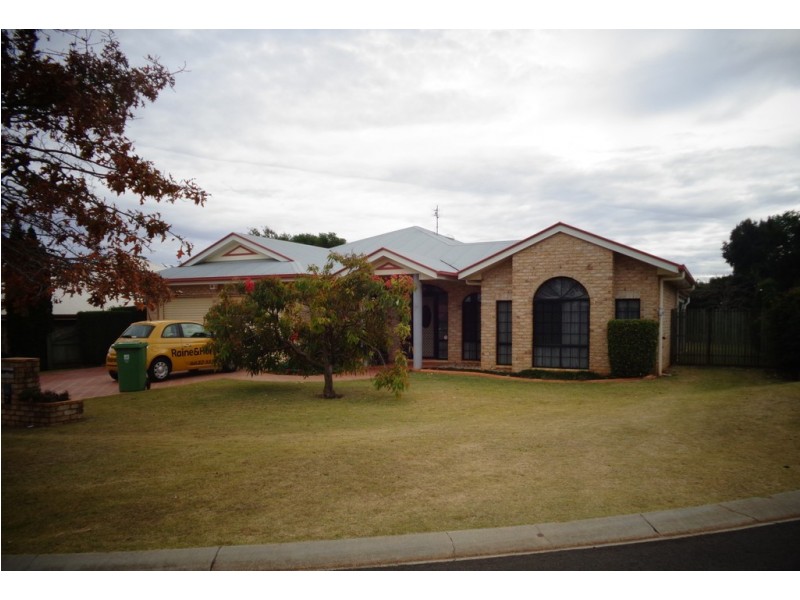 7 Paddington Court, Middle Ridge QLD 4350