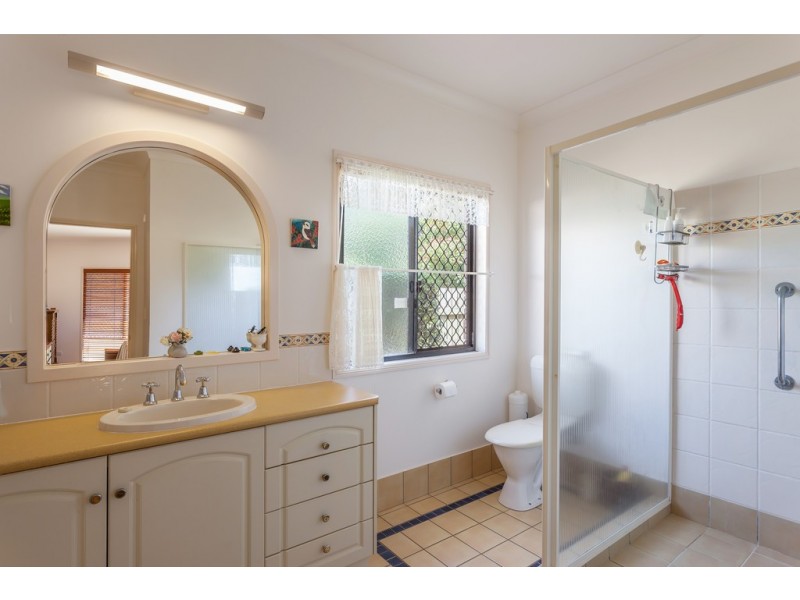 7 Paddington Court, Middle Ridge QLD 4350