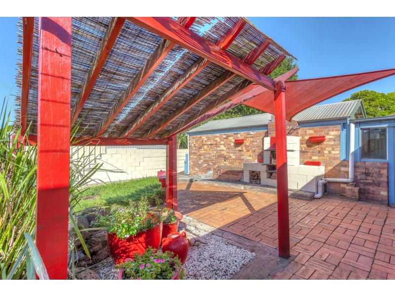 6 Beelbee Street, Harristown QLD 4350