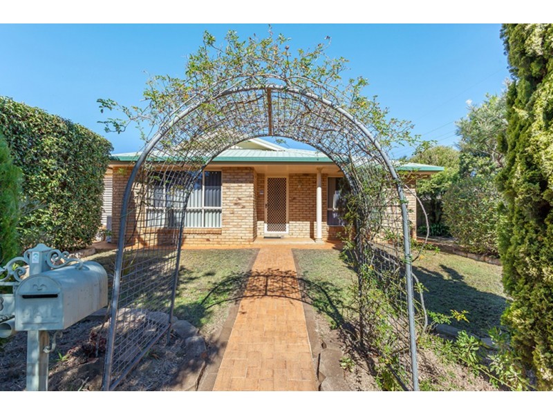 3 Emma Drive, Kearneys Spring QLD 4350