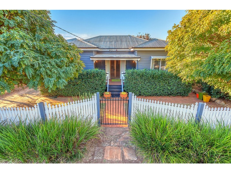 201 Russell Street, Newtown QLD 4350