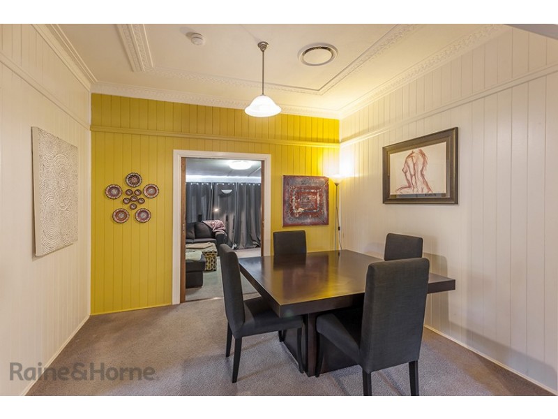 201 Russell Street, Newtown QLD 4350