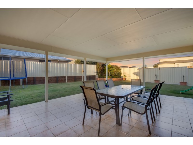 5 Wellington Street, Wyreema QLD 4352