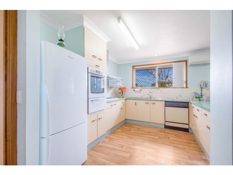 14 Zoe Court, Centenary Heights QLD 4350