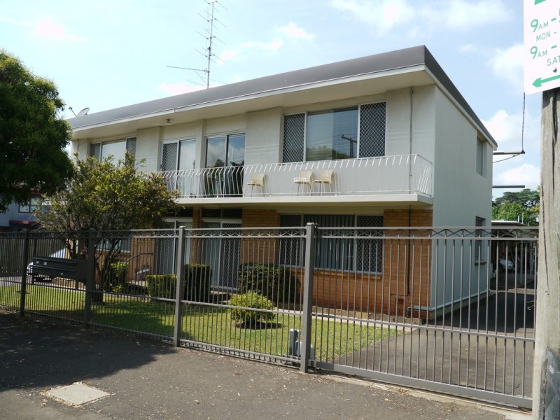 8/122A Russell Street, Toowoomba City QLD 4350
