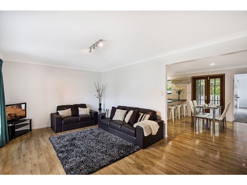 7 Reginald Street, Mount Lofty QLD 4350