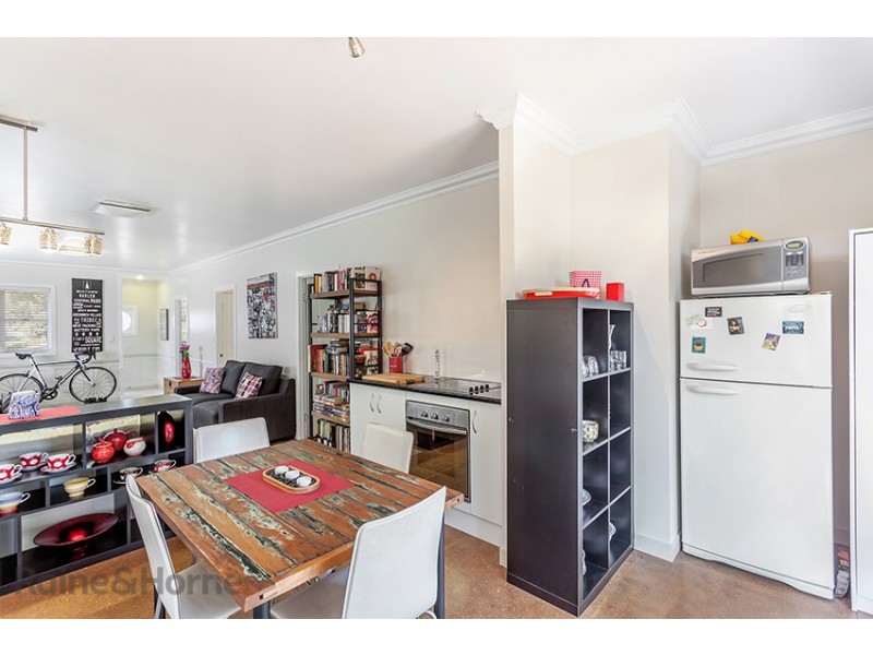 11 Leichney Street, South Toowoomba QLD 4350