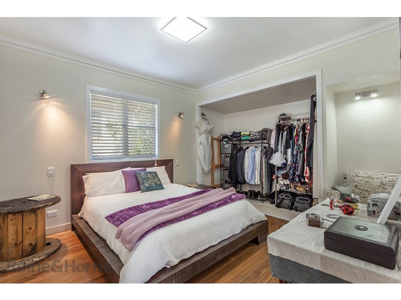 11 Leichney Street, South Toowoomba QLD 4350