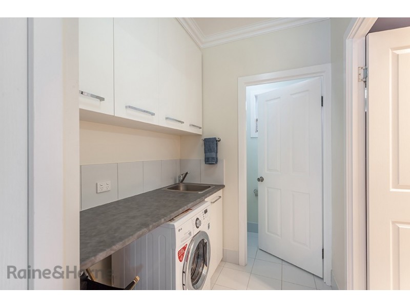 11 Leichney Street, South Toowoomba QLD 4350