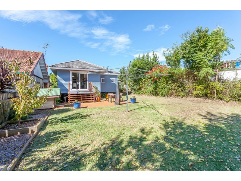 11 Leichney Street, South Toowoomba QLD 4350