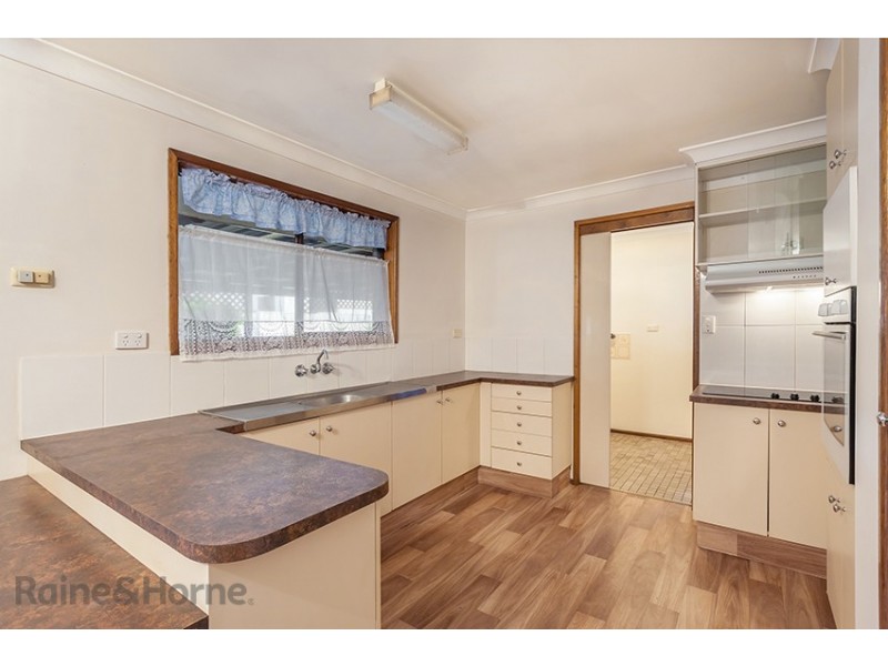 242 Taylor Street, Newtown QLD 4350