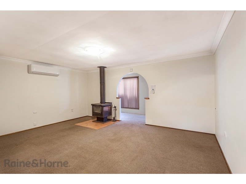 242 Taylor Street, Newtown QLD 4350