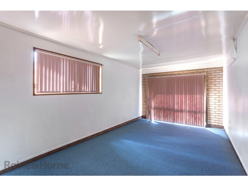 242 Taylor Street, Newtown QLD 4350