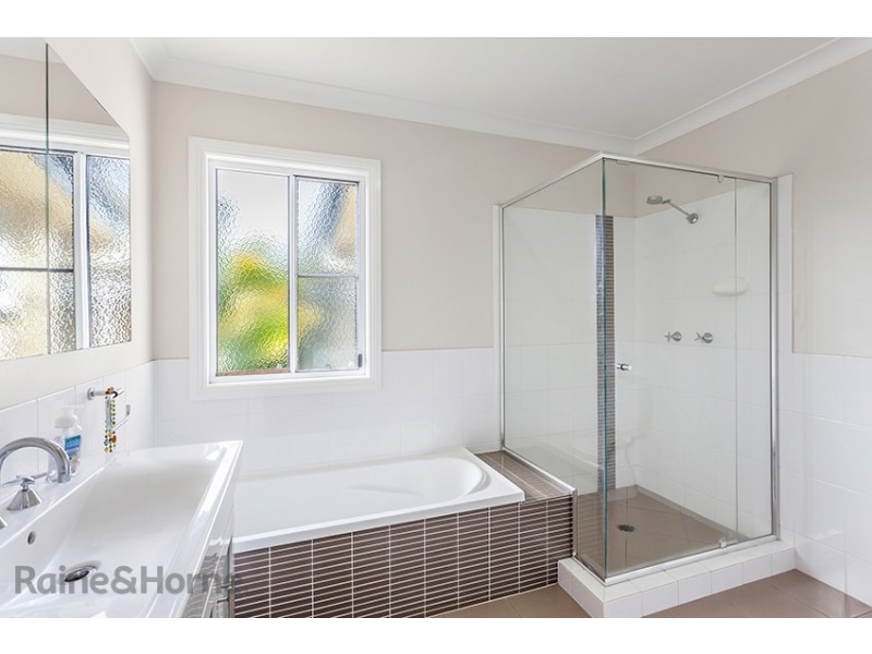 16 Henessey Street, Harristown QLD 4350