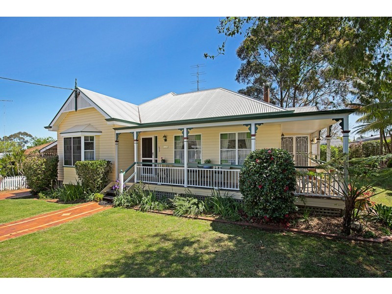 1A New Street, Mount Lofty QLD 4350