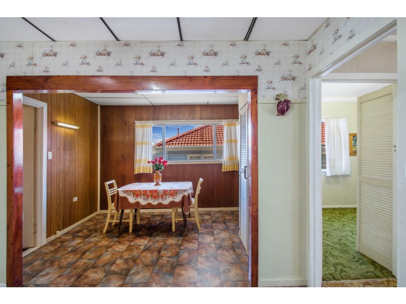 7 Norah Street, Centenary Heights QLD 4350