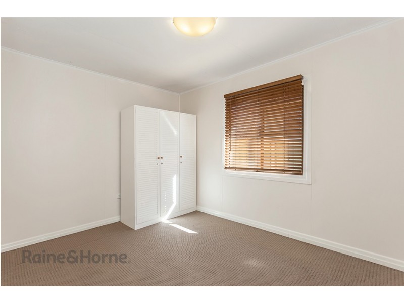 6 Kane Street, Centenary Heights QLD 4350