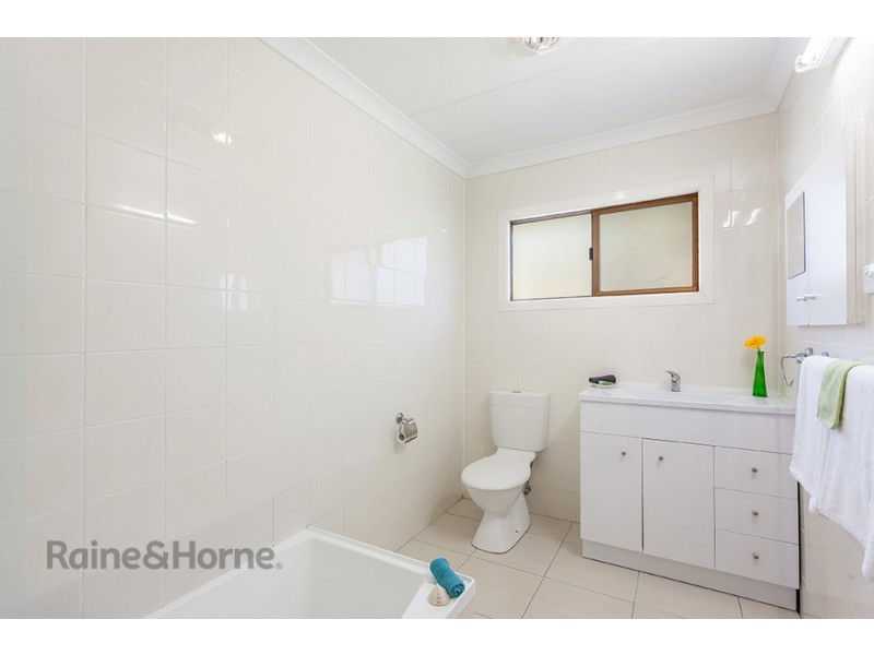 6 Kane Street, Centenary Heights QLD 4350