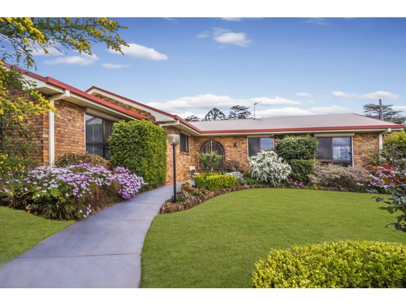 16 Gascony Street, Harristown QLD 4350