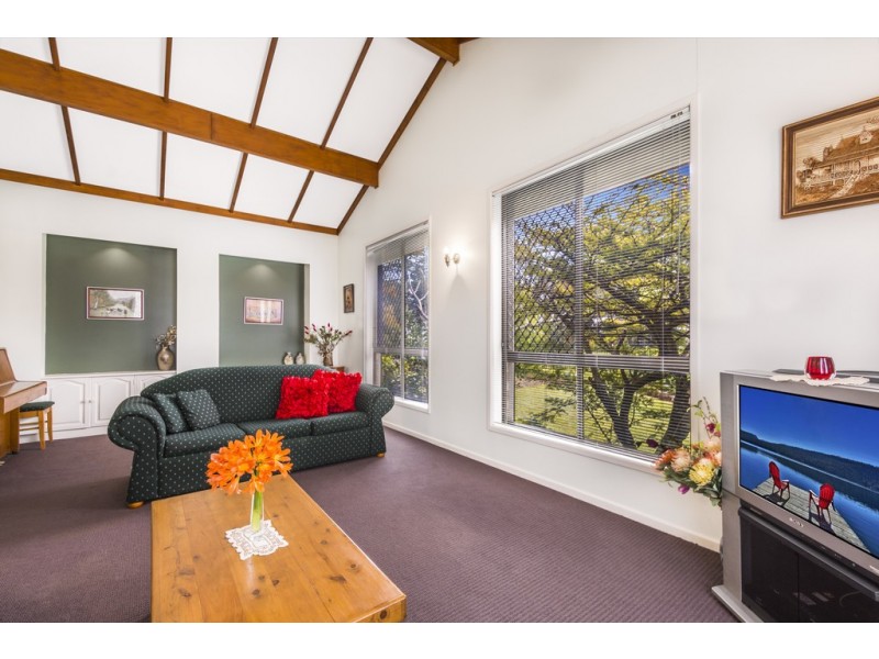 16 Gascony Street, Harristown QLD 4350