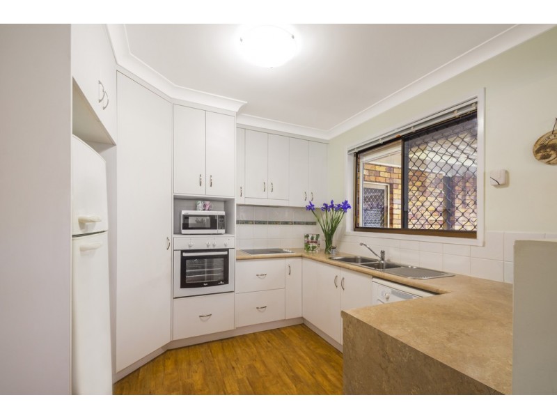 16 Gascony Street, Harristown QLD 4350