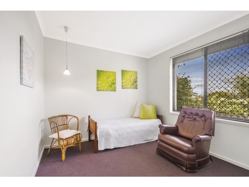 16 Gascony Street, Harristown QLD 4350