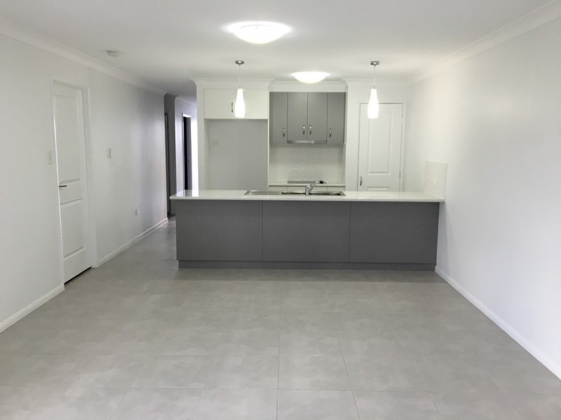 2/6 Whitefield Street, Glenvale QLD 4350