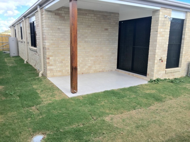 2/6 Whitefield Street, Glenvale QLD 4350