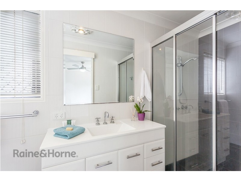 5 Kauri Street, Kearneys Spring QLD 4350