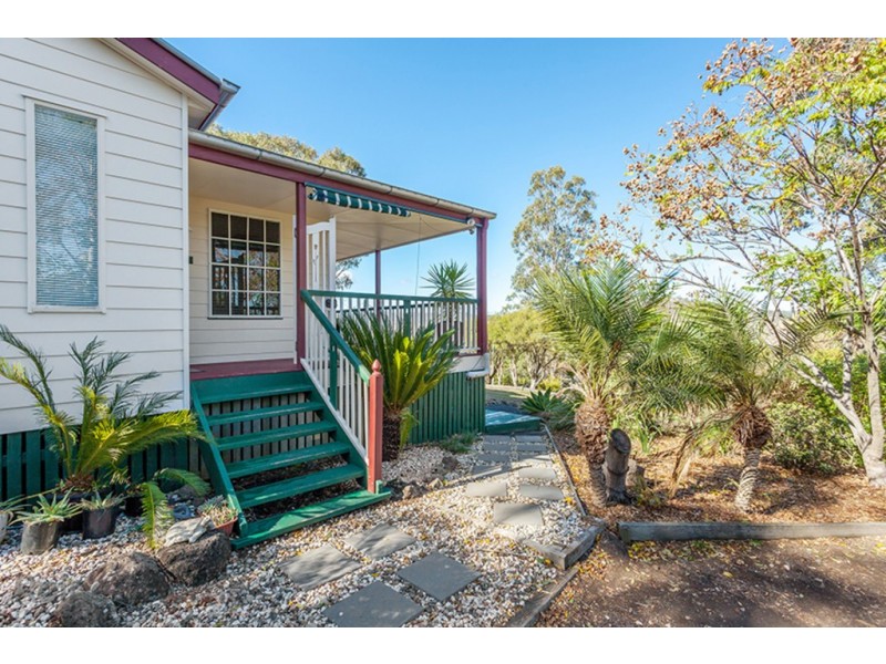 24 Treeline Drive, Gowrie Junction QLD 4352