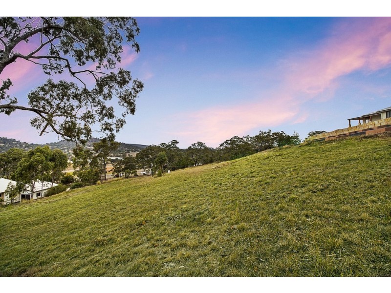 21 Harvey Road, Glenvale QLD 4350