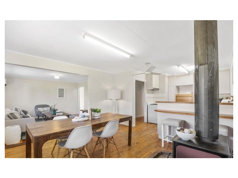 6 Vacy Street, Newtown QLD 4350