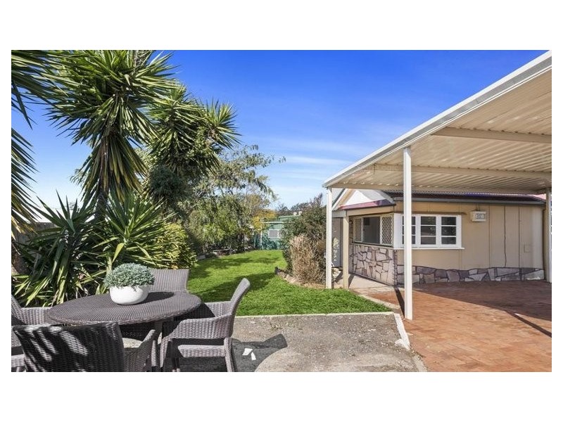 6 Vacy Street, Newtown QLD 4350