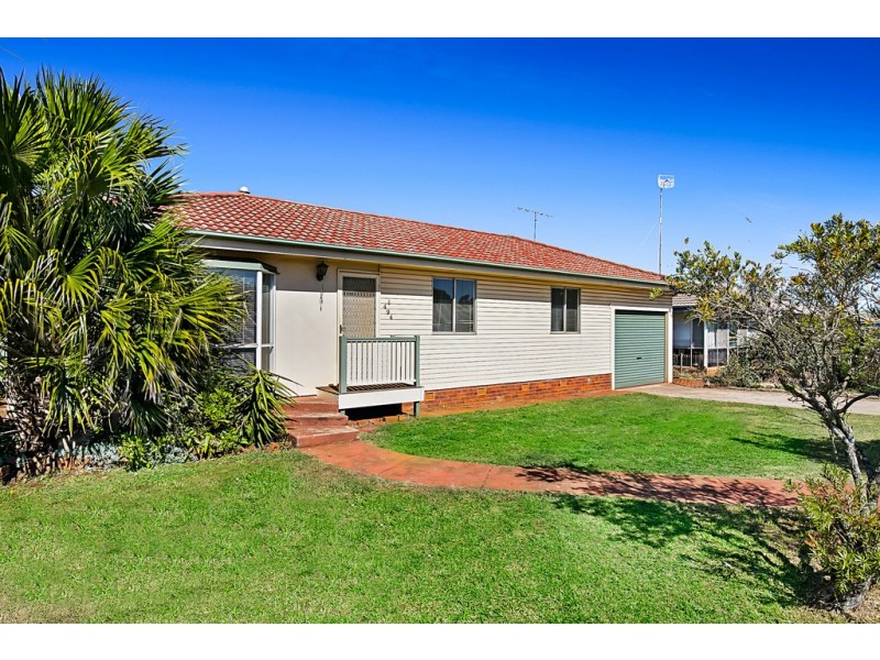 494 Stenner Street, Darling Heights QLD 4350