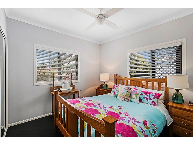 11 Buckland Street, Harristown QLD 4350