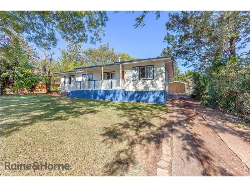 4 Perry Street, Harlaxton QLD 4350