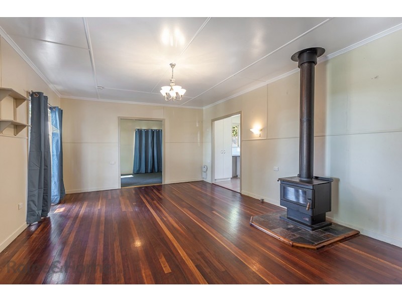 4 Perry Street, Harlaxton QLD 4350