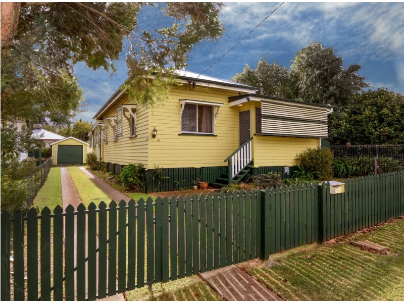 9 Burns Street, East Toowoomba QLD 4350