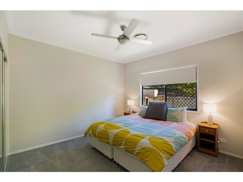 16 Fawngrove Drive, Glenvale QLD 4350