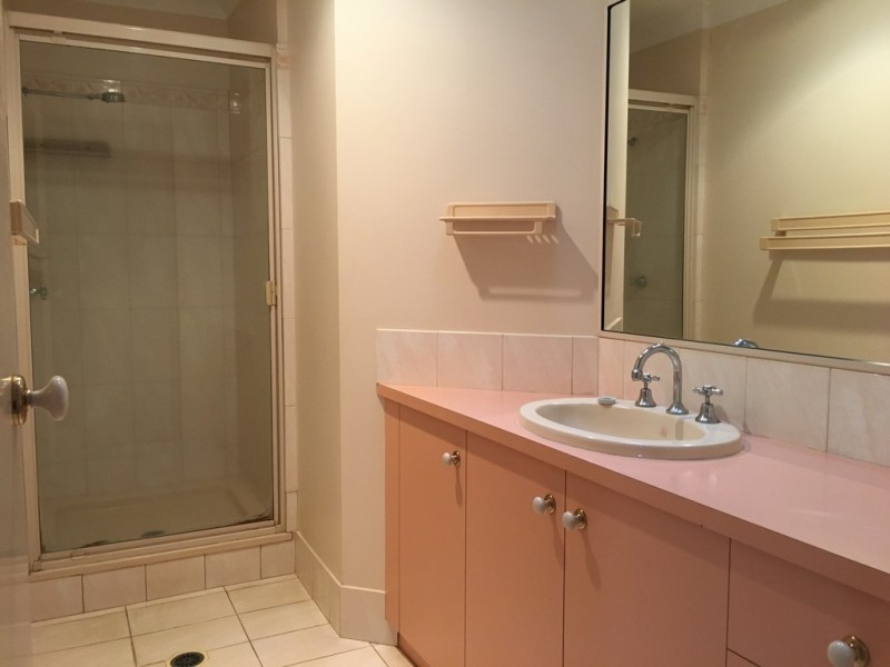 1/7 Creedon Drive, Kearneys Spring QLD 4350