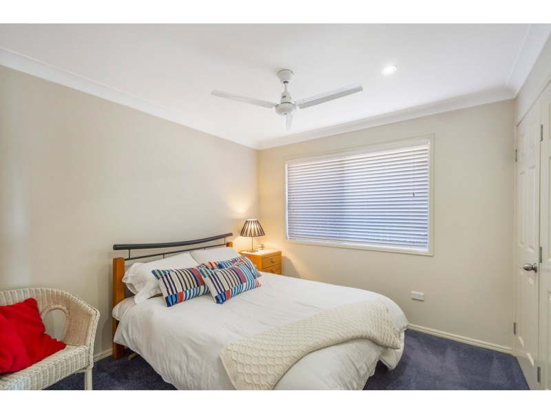 2/24 Fay Court, Kearneys Spring QLD 4350