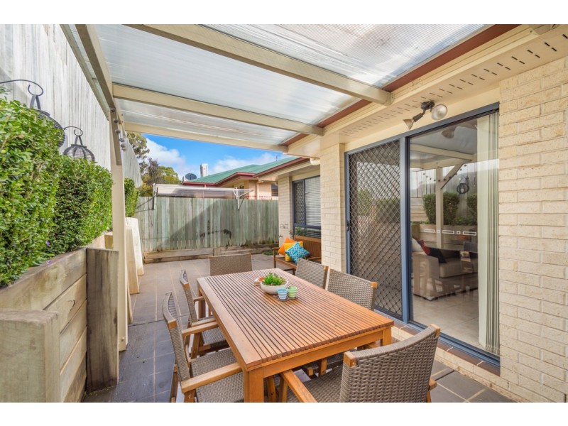 2/24 Fay Court, Kearneys Spring QLD 4350