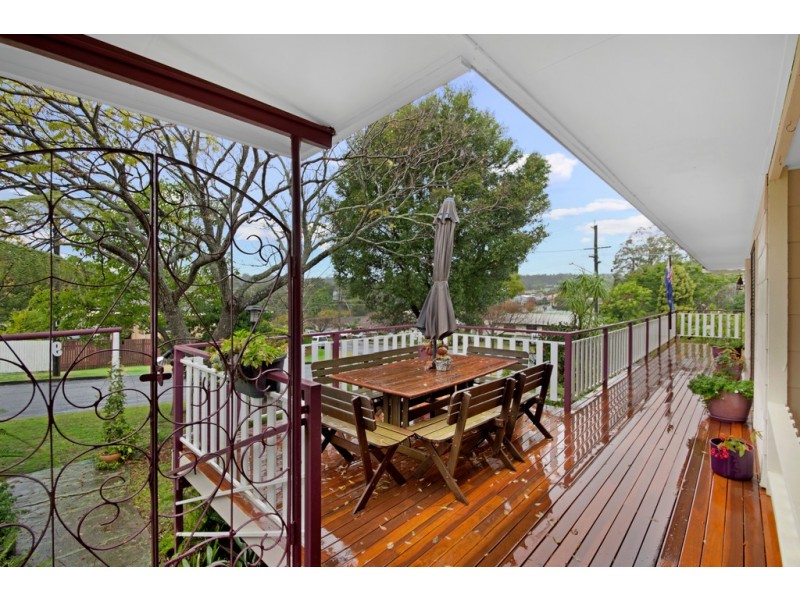 9 Hazzard Street (5 Debra Street), Centenary Heights QLD 4350