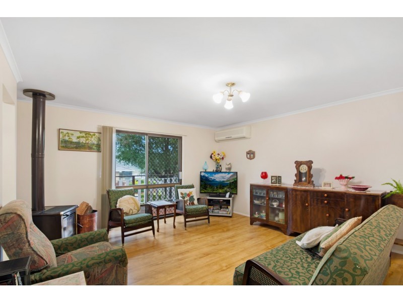 9 Hazzard Street (5 Debra Street), Centenary Heights QLD 4350